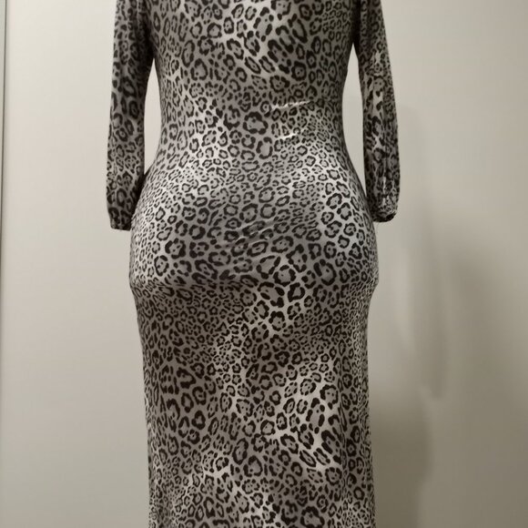 ONE WEST NEW YORK ANIMAL PRINT WRAP JERSEY DRESS WITH SIDE BUCKLE FEATURE SIZE M - Picture 5 of 7